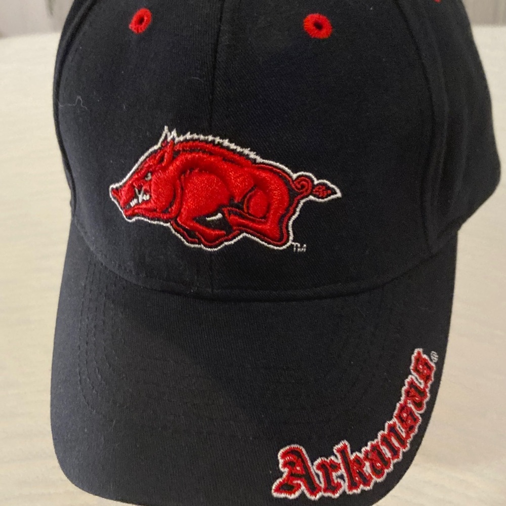 Arkansas Razorbacks Black and Red Cap